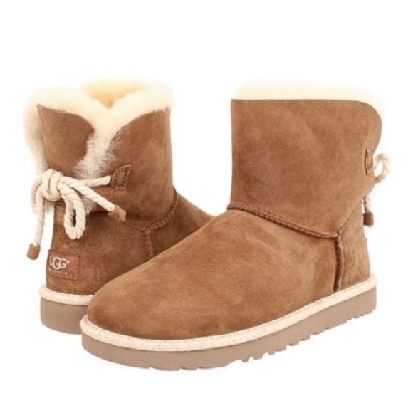 UGG Shoes - Like New! Ugg® Australia Rope Bow Boots